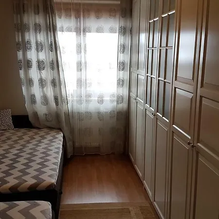 Apartman *